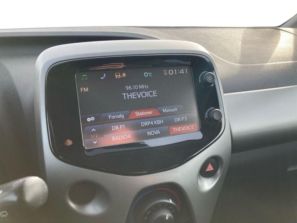 Toyota Aygo 1,0 VVT-i x-black 5d