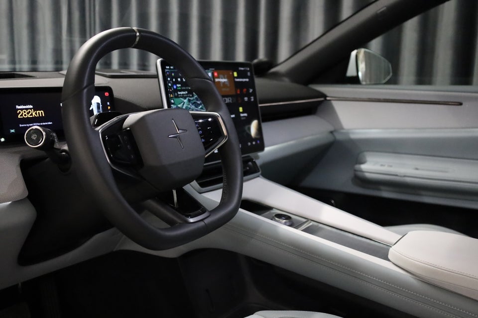 Polestar 4 Long Range AWD 5d