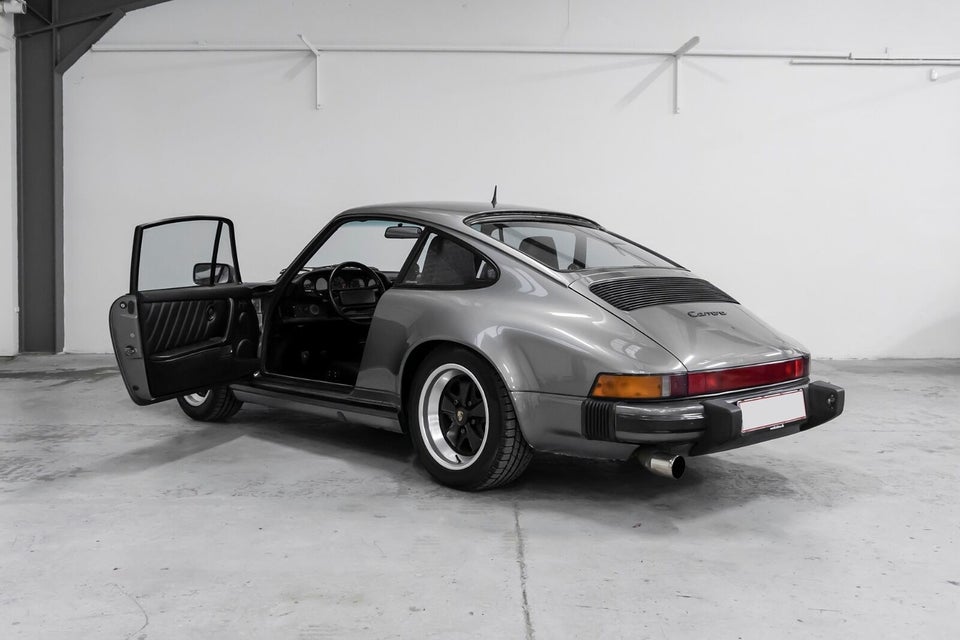 Porsche 911 3,2 Carrera Coupé 2d