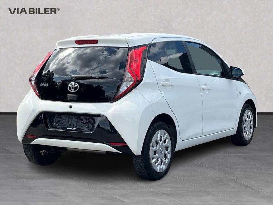 Toyota Aygo 1,0 VVT-i x-pression 5d