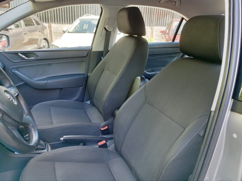 Skoda Rapid 1,4 TSi 122 Ambition DSG 5d
