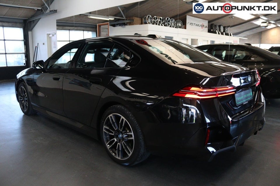 BMW i5 eDrive40 M-Sport 4d