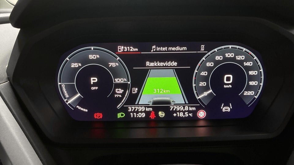 Audi Q4 e-tron 40 Attitude 5d