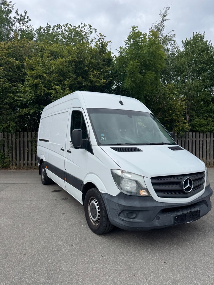 Mercedes Sprinter 319 3,0 CDi R3 Kassevogn 5d