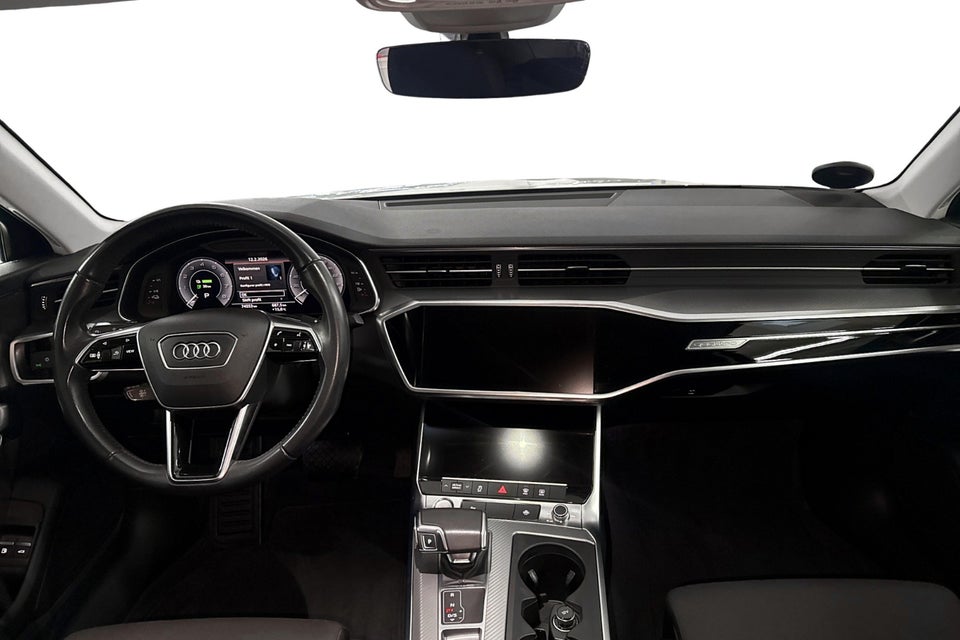 Audi A6 50 TFSi e Sport quattro S-tr. 4d