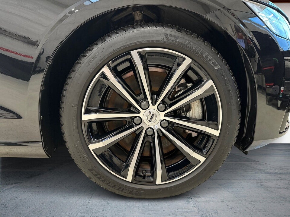 Volvo V60 2,0 T6 ReCharge Ultra aut. AWD 5d