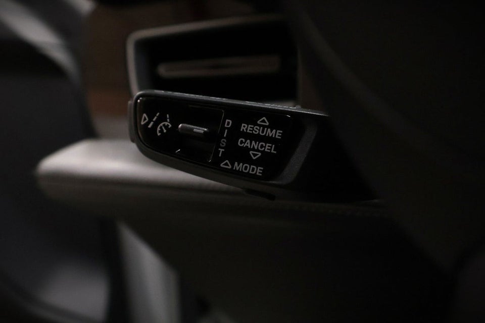 Porsche Taycan Turbo Performance+ 4d