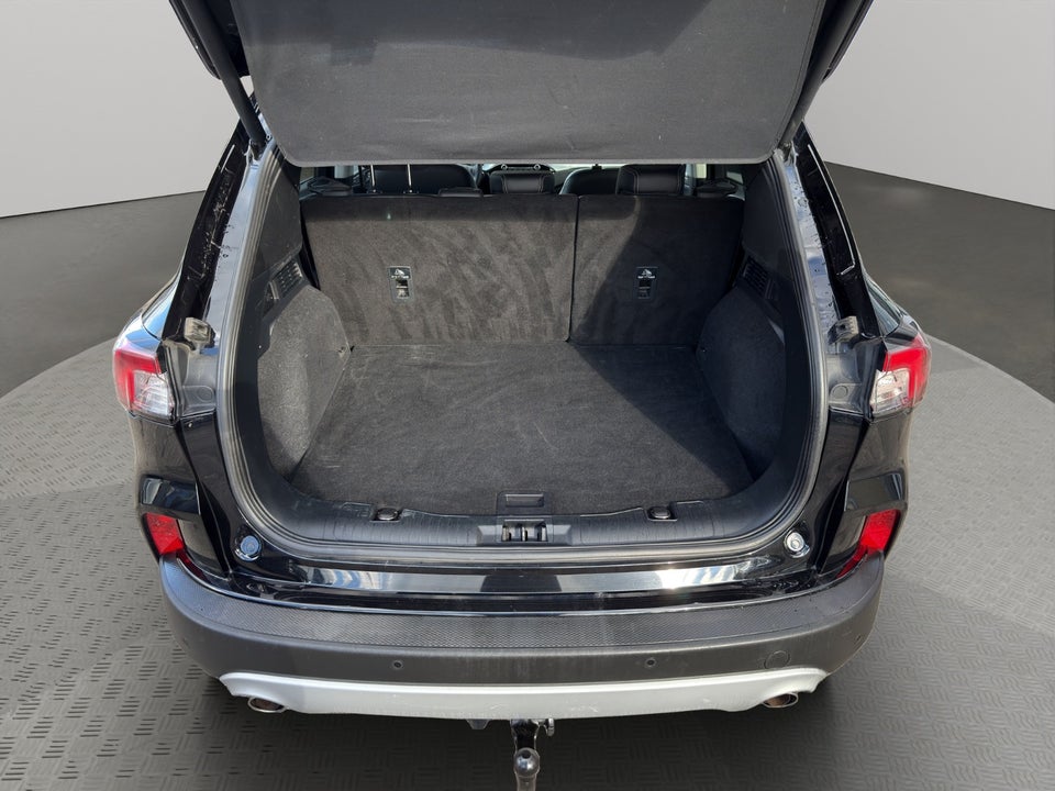 Ford Kuga 2,5 PHEV Titanium CVT 5d