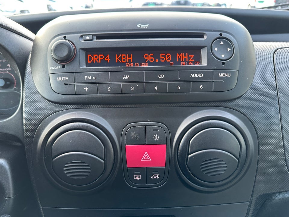 Fiat Fiorino 1,3 MJT 95 Adventure Van 5d