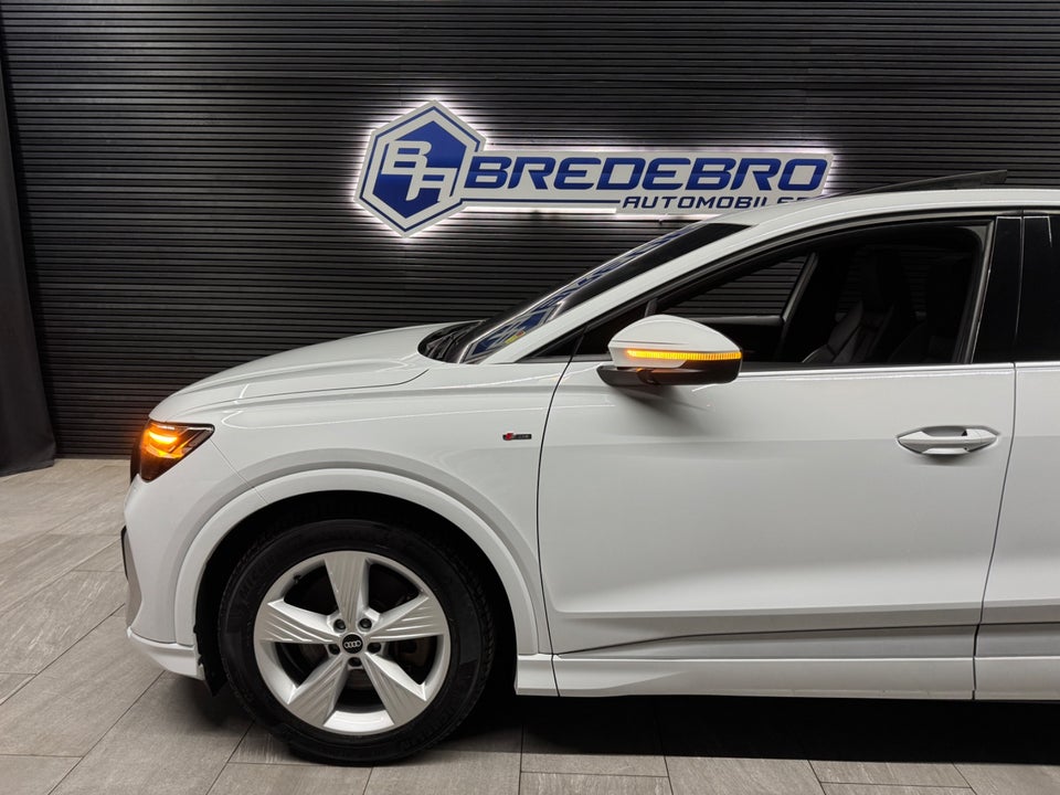 Audi Q4 e-tron 50 S-line Sportback quattro 5d