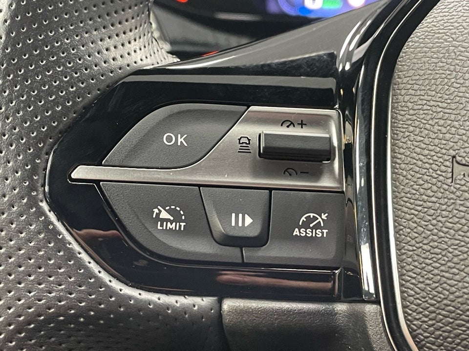 Peugeot e-308 54 GT 5d