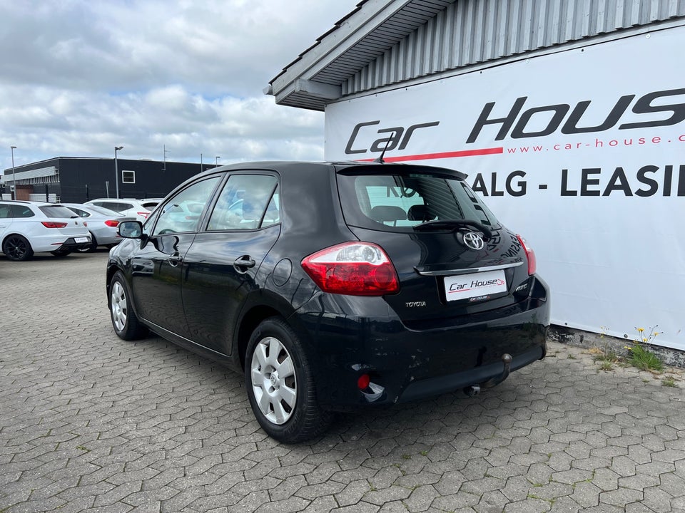 Toyota Auris 1,6 T2 5d
