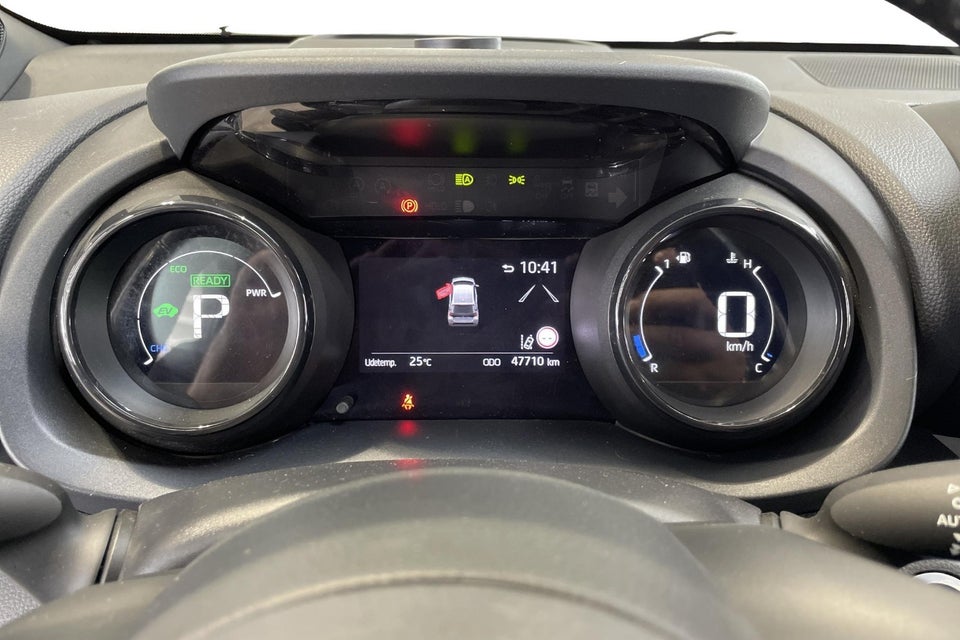 Toyota Yaris 1,5 Hybrid H3 e-CVT 5d