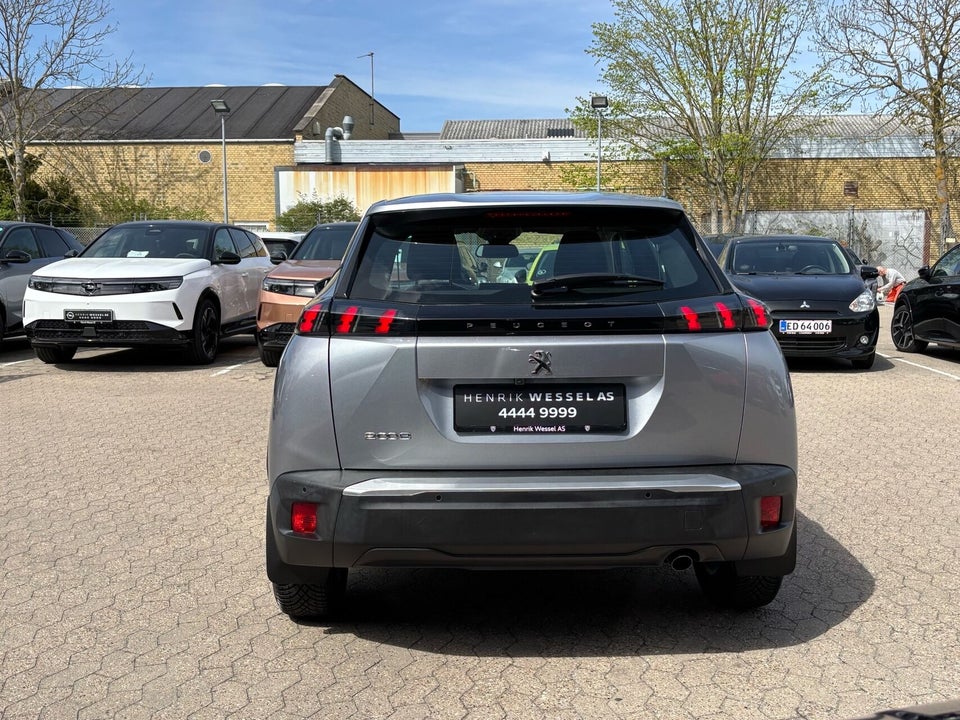 Peugeot 2008 1,2 PureTech 100 Platin 5d