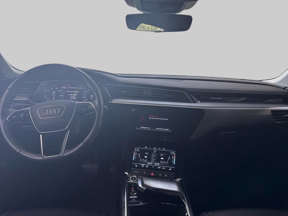 Audi e-tron 50 quattro 5d