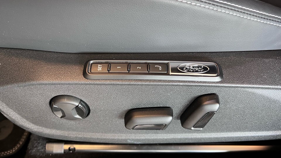 Ford Capri 77 Premium Extended Range 5d