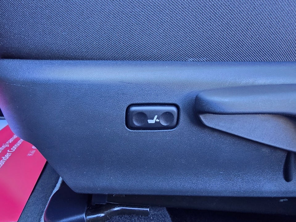 Toyota Auris 1,8 Hybrid Prestige Touring Sports CVT 5d