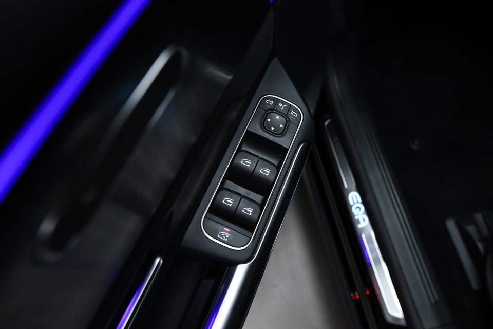 Mercedes EQA250+ AMG Advance 5d