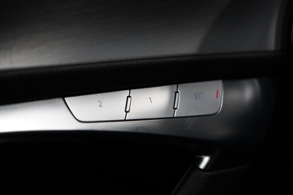 Audi A6 55 TFSi e Sport Avant quattro S-tr. 5d