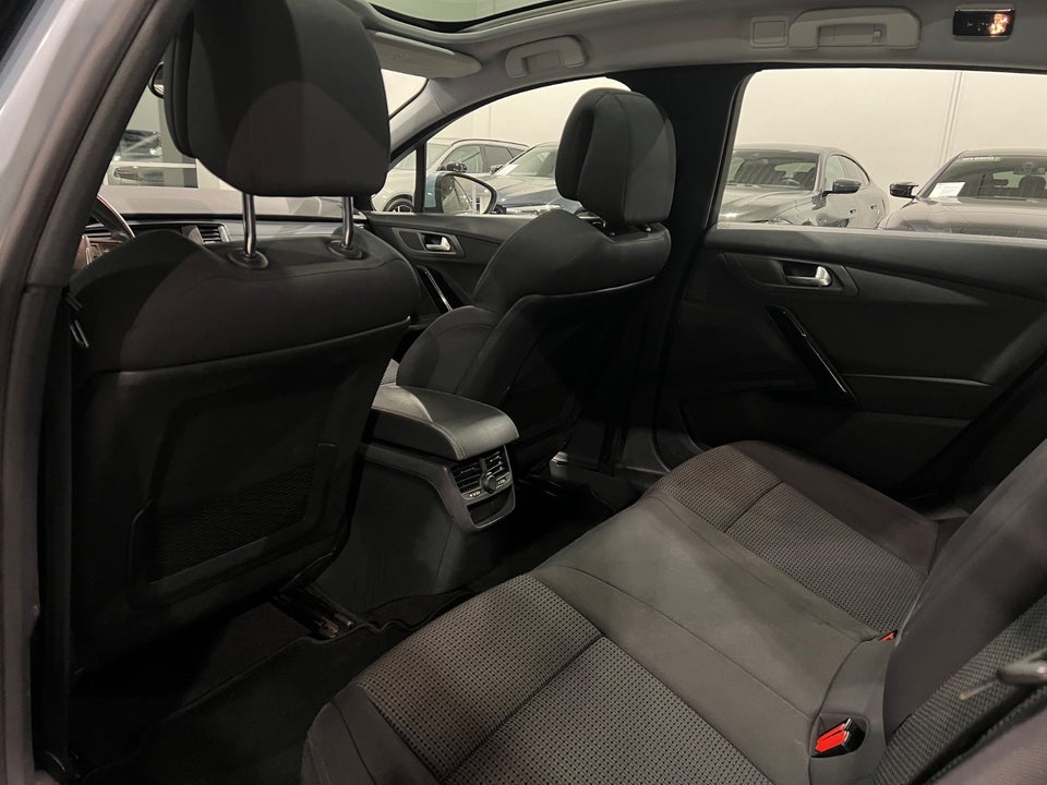 Peugeot 508 1,6 HDi 112 Allure SW 5d