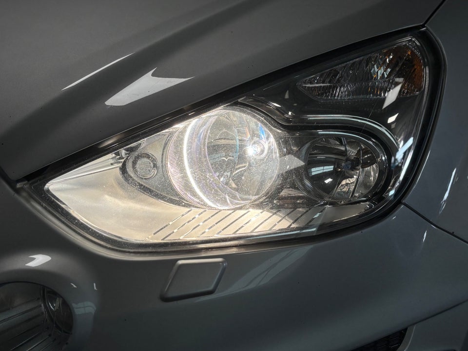 Ford S-MAX 2,0 TDCi 163 Collection 7prs 5d