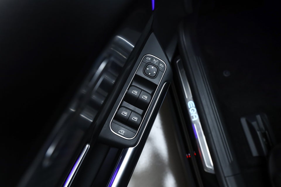 Mercedes EQA250+ AMG Advance 5d