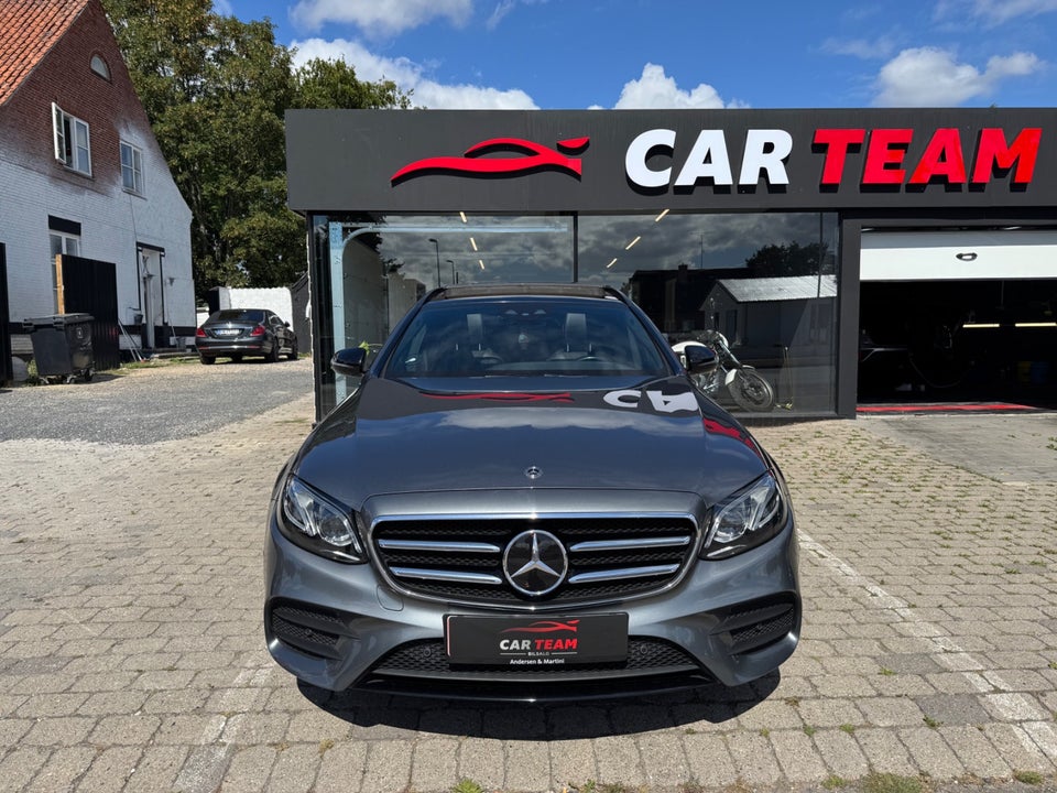 Mercedes E300 de 2,0 AMG Line Night Edition stc. aut. 5d