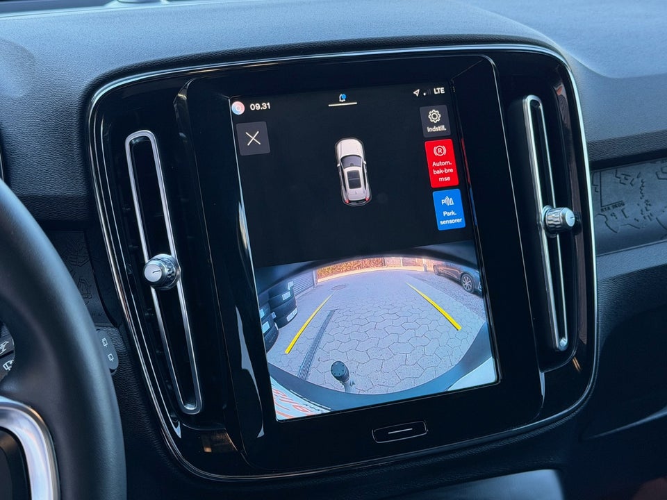 Volvo XC40 ReCharge Core 5d
