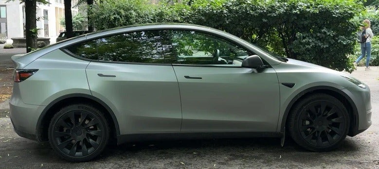 Tesla Model Y Long Range AWD 5d