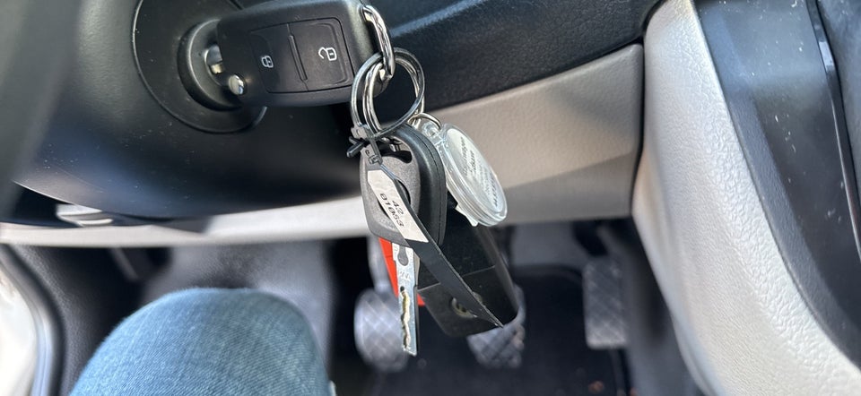 VW Transporter 2,0 TDi 114 Kassevogn kort BMT