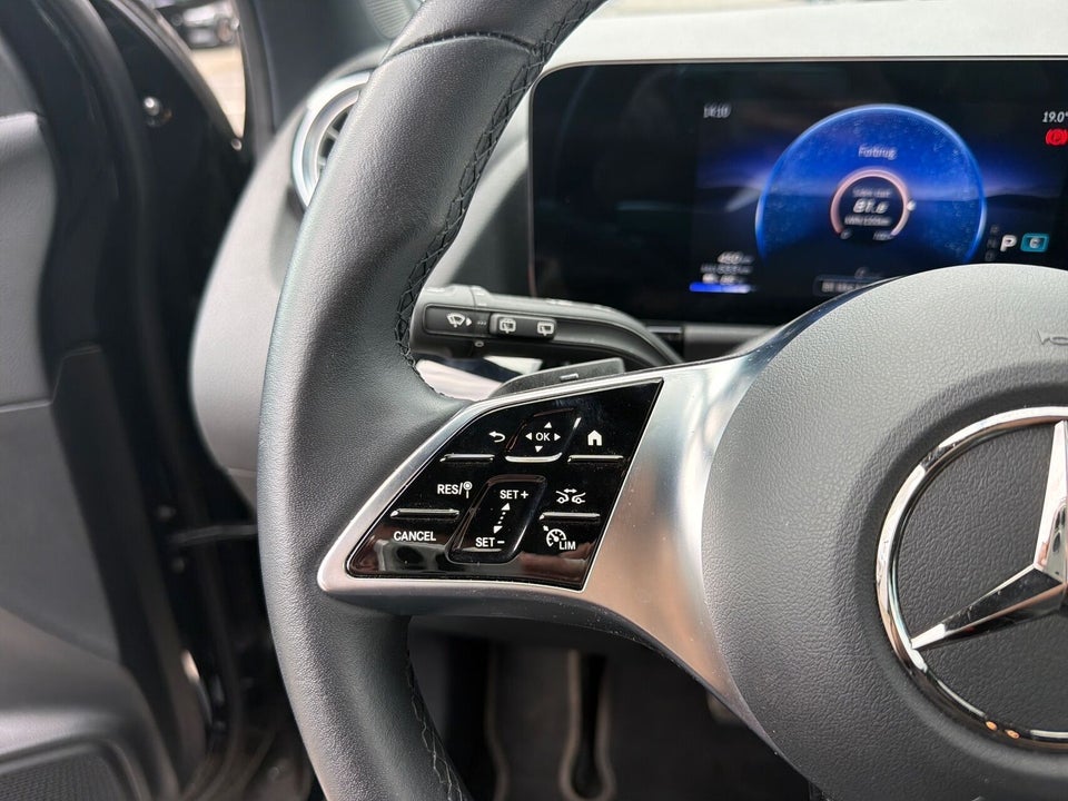 Mercedes EQA250+ Progressive 5d