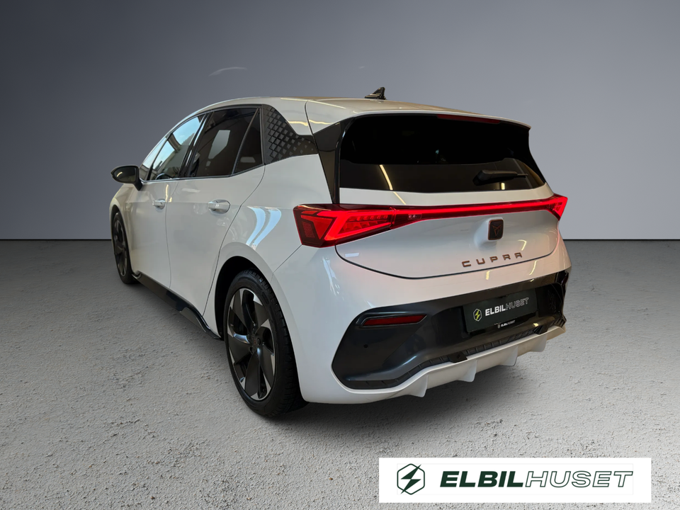 Cupra Born 59 e-Boost 5d