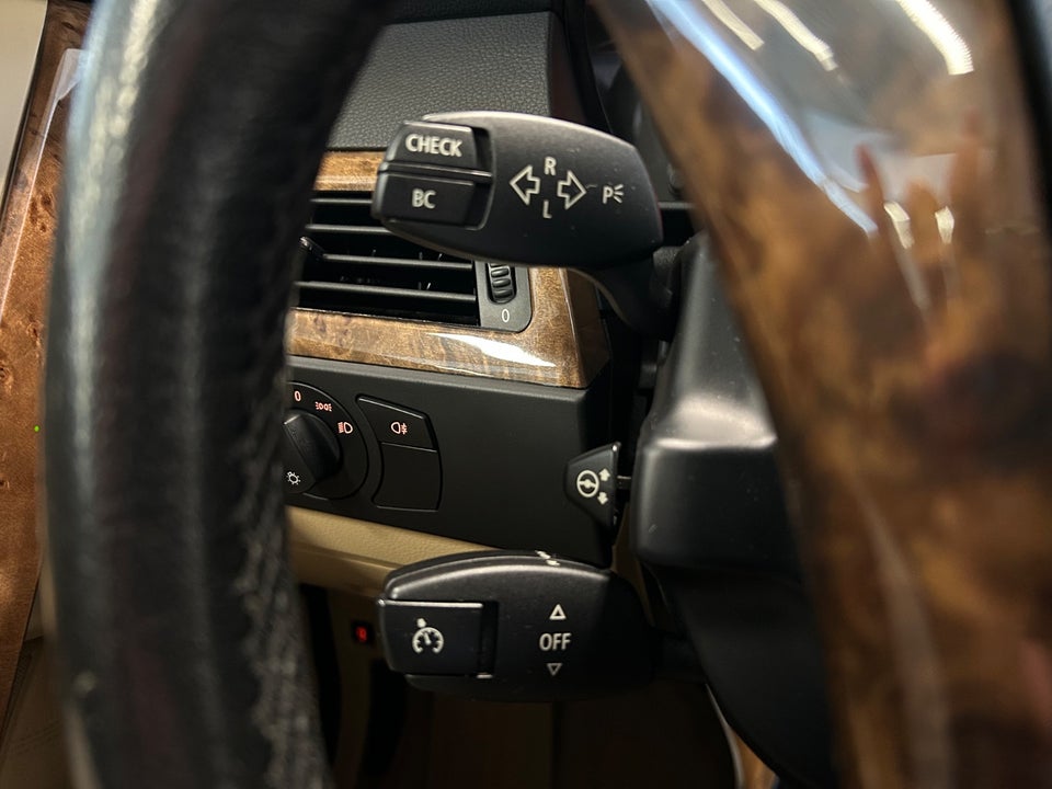 BMW 550i 4,8 Steptr. 4d