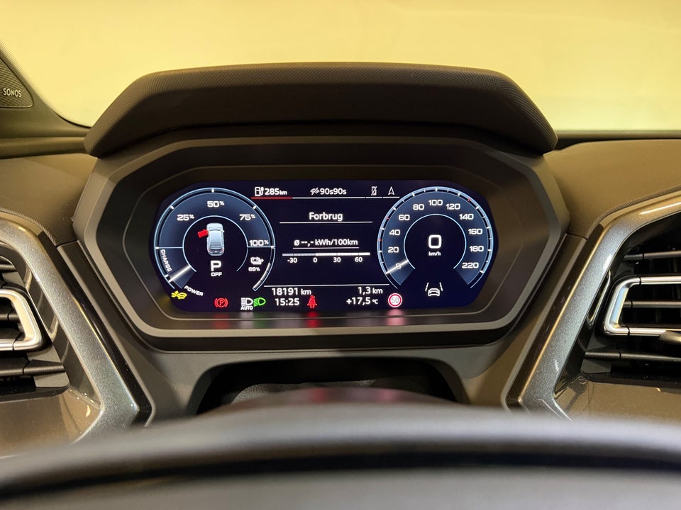 Audi Q4 e-tron 55 S-line quattro 5d