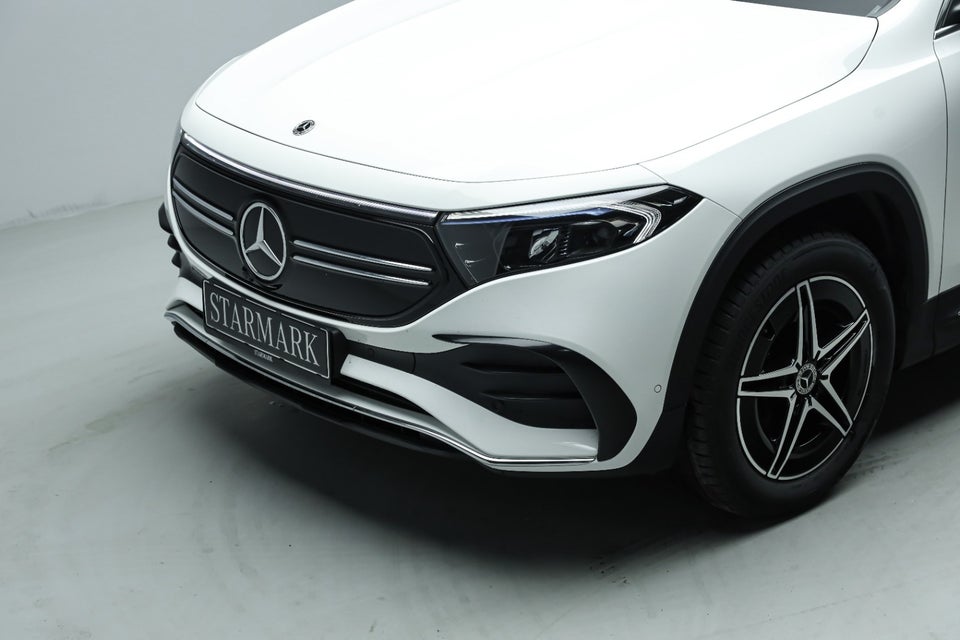 Mercedes EQB250 AMG Line 5d