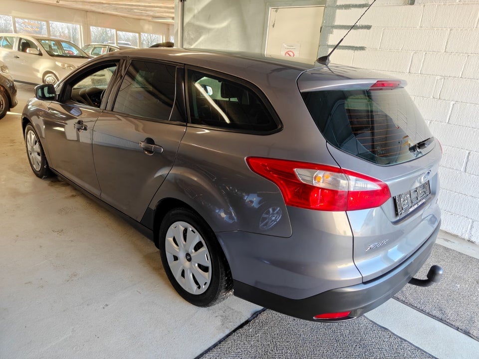 Ford Focus 1,6 TDCi 95 Edition stc. 5d