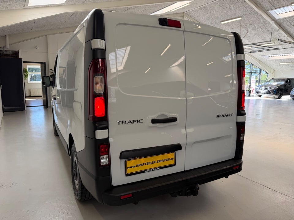 Renault Trafic T29 2,0 dCi 145 L1H1 EDC