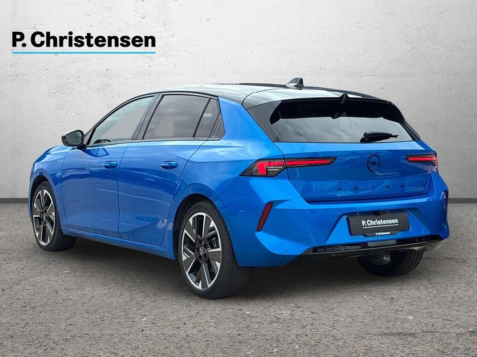 Opel Astra-e 54 Ultimate 5d
