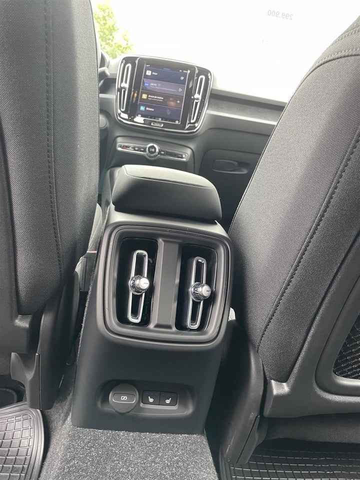 Volvo XC40 P6 ReCharge Core 5d