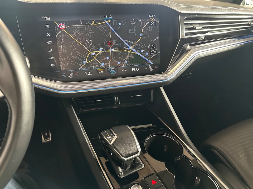 VW Touareg 3,0 TDi 286 R-line aut. 4Motion 5d