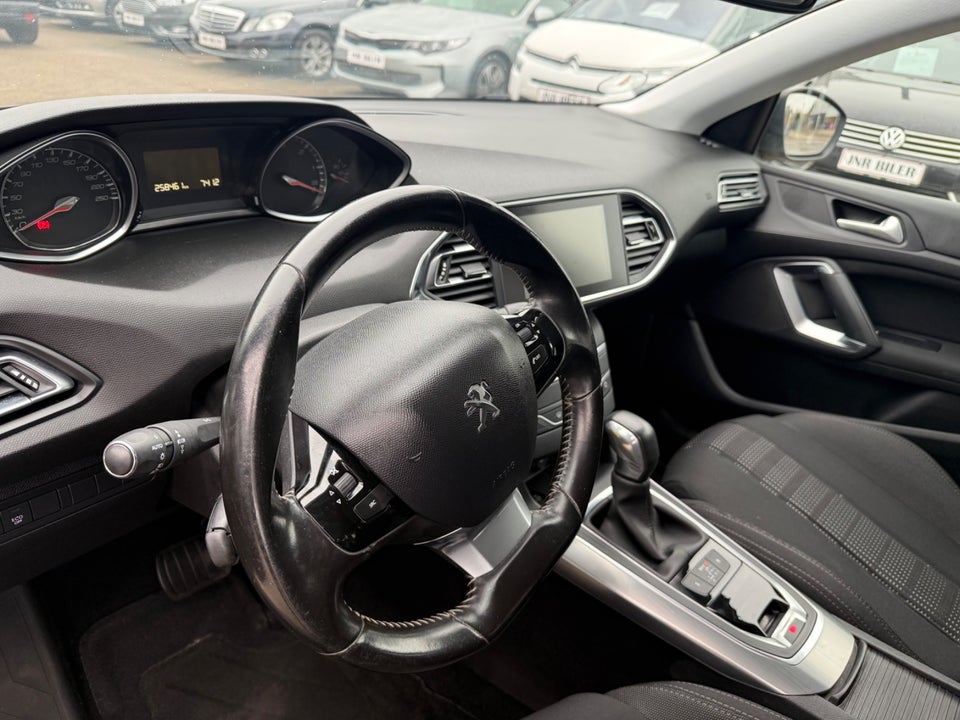 Peugeot 308 1,6 BlueHDi 120 Active SW EAT6 5d