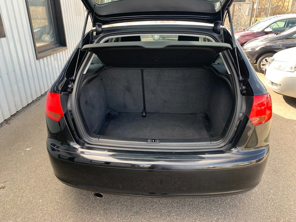 Audi A3 1,6 Ambition Sportback 5d