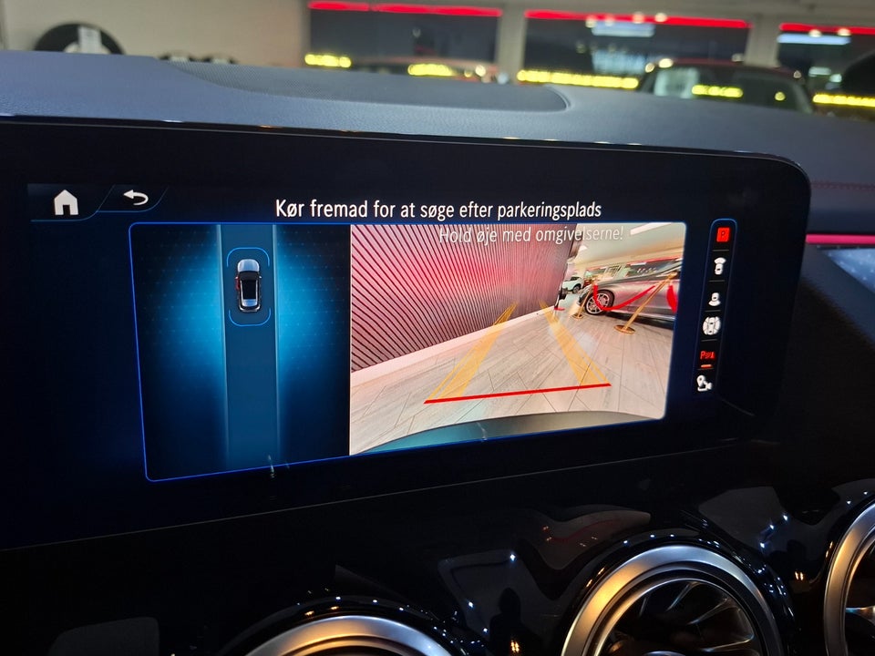 Mercedes EQA350 AMG Line 4Matic 5d