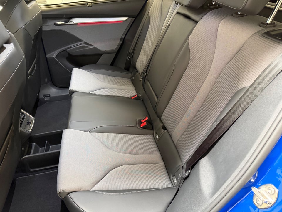 Skoda Enyaq 50 iV 5d