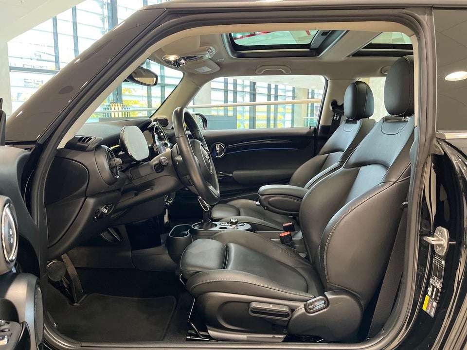 MINI Cooper SE Camden Edition 3d