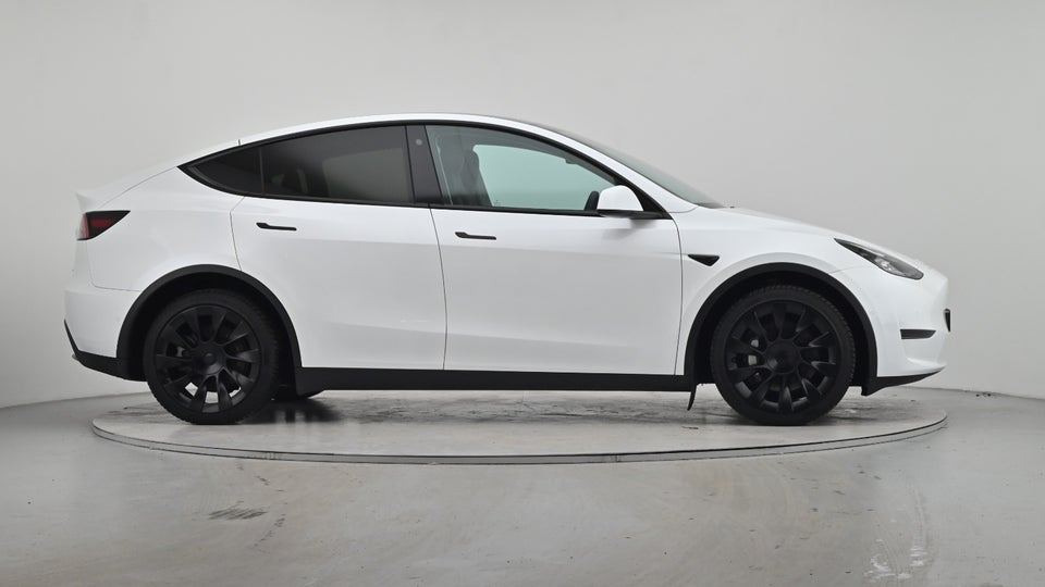 Tesla Model Y Long Range AWD 5d