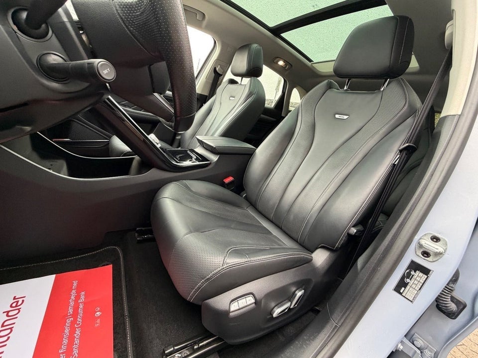 MG Marvel R Luxury 5d