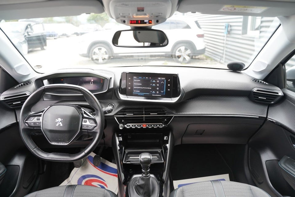 Peugeot 208 1,5 BlueHDi 100 Allure Sky 5d