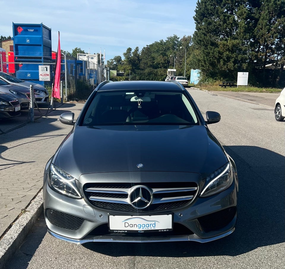 Mercedes C220 d 2,2 AMG Line stc. aut. 5d