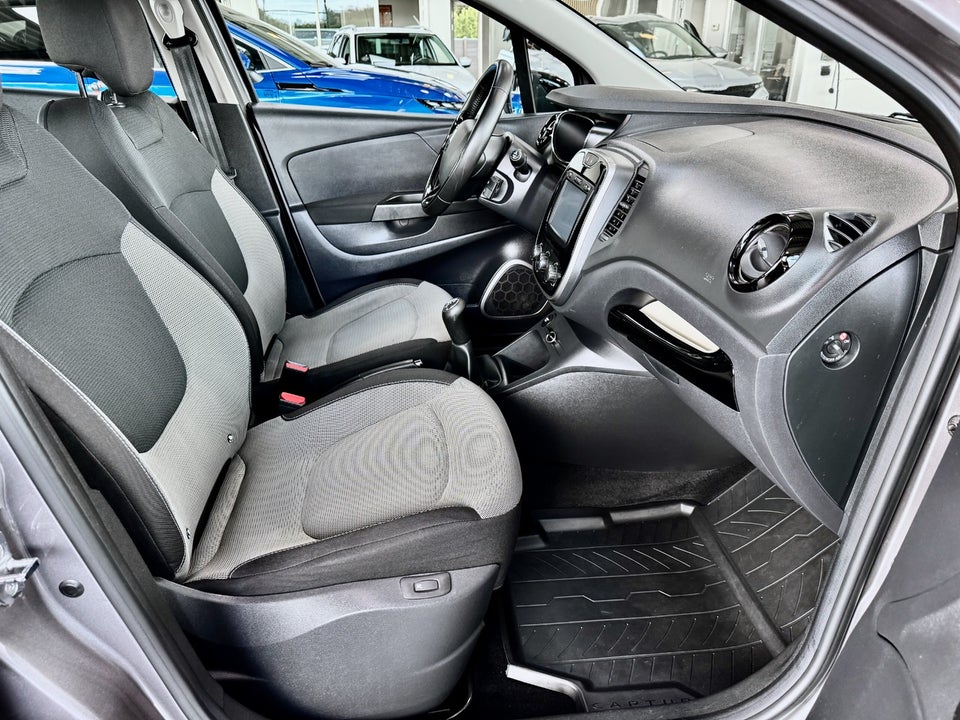 Renault Captur 1,5 dCi 90 Expression 5d